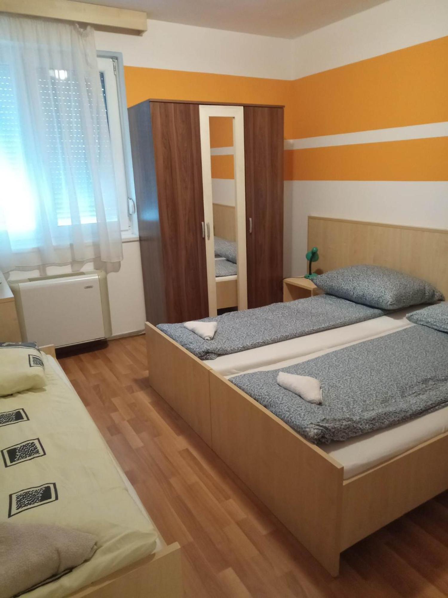 Oazis Wellness Apartman2 Hajdúszoboszló Pokoj fotografie