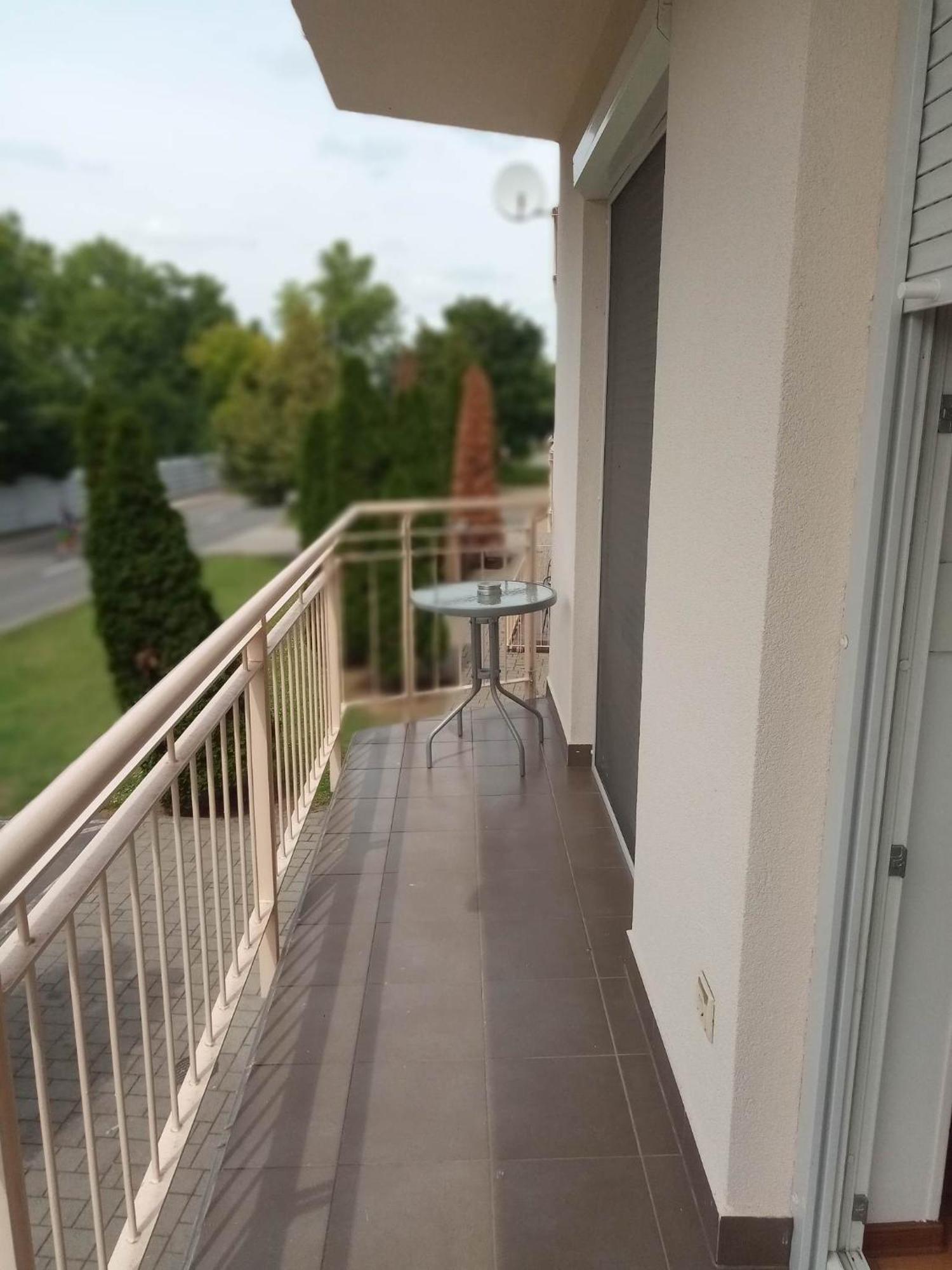 Oazis Wellness Apartman2 Hajdúszoboszló Pokoj fotografie